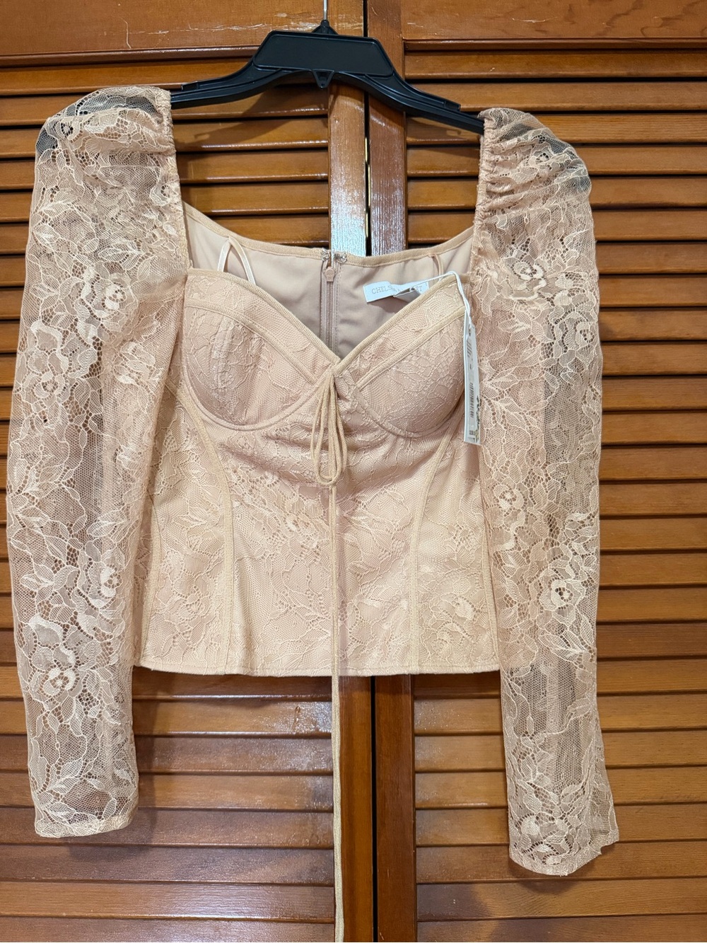 Chelsea & Violet Blush Lace Corset Crop Top NWT, Size 4